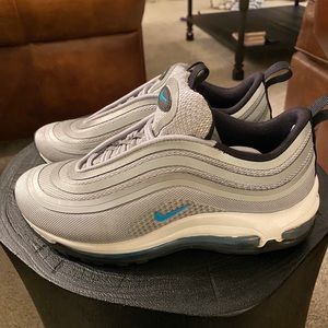 Gently Used Air Max 97 Size 6.5